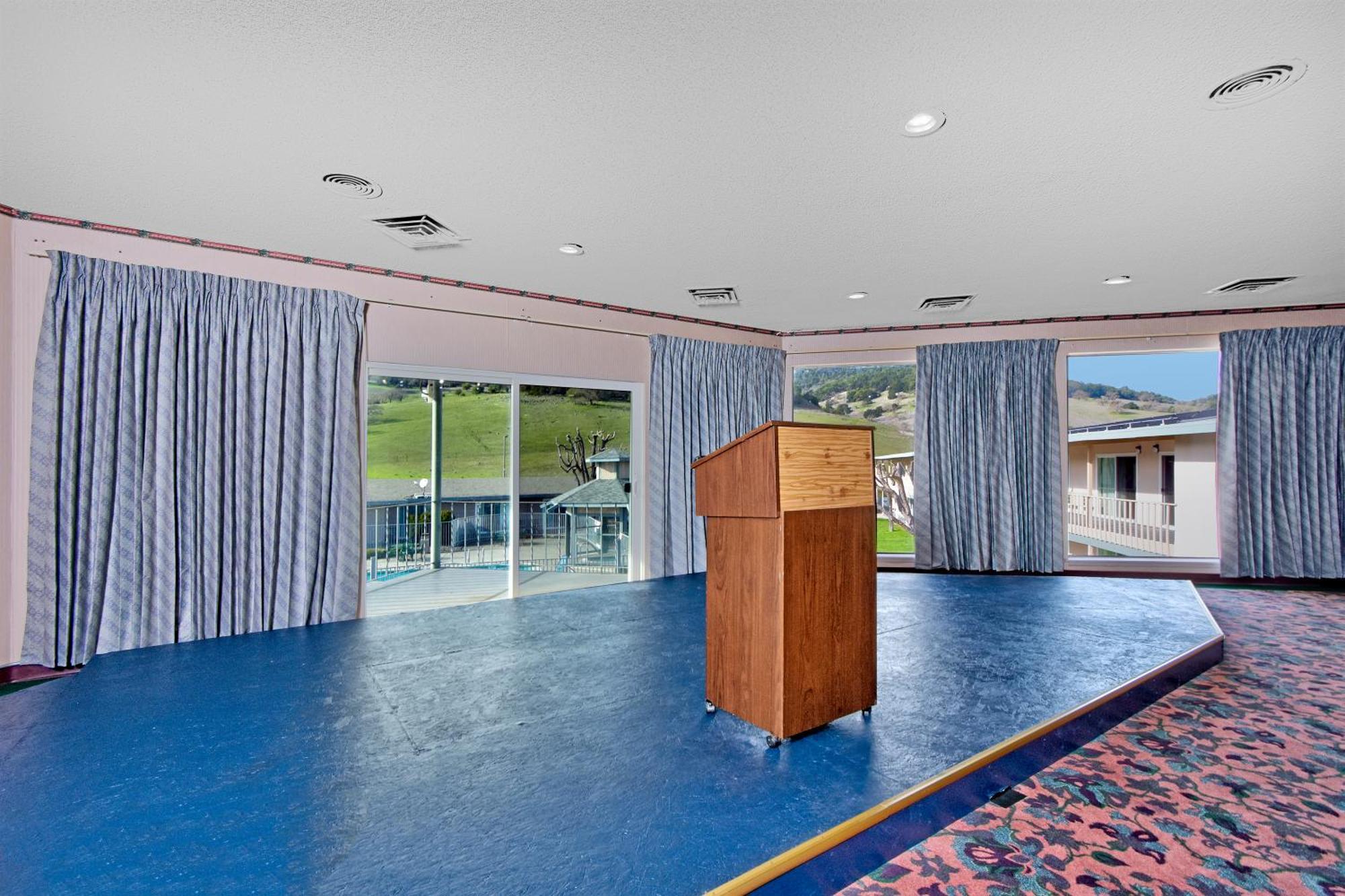 Days Inn By Wyndham Novato/San Francisco Exterior foto